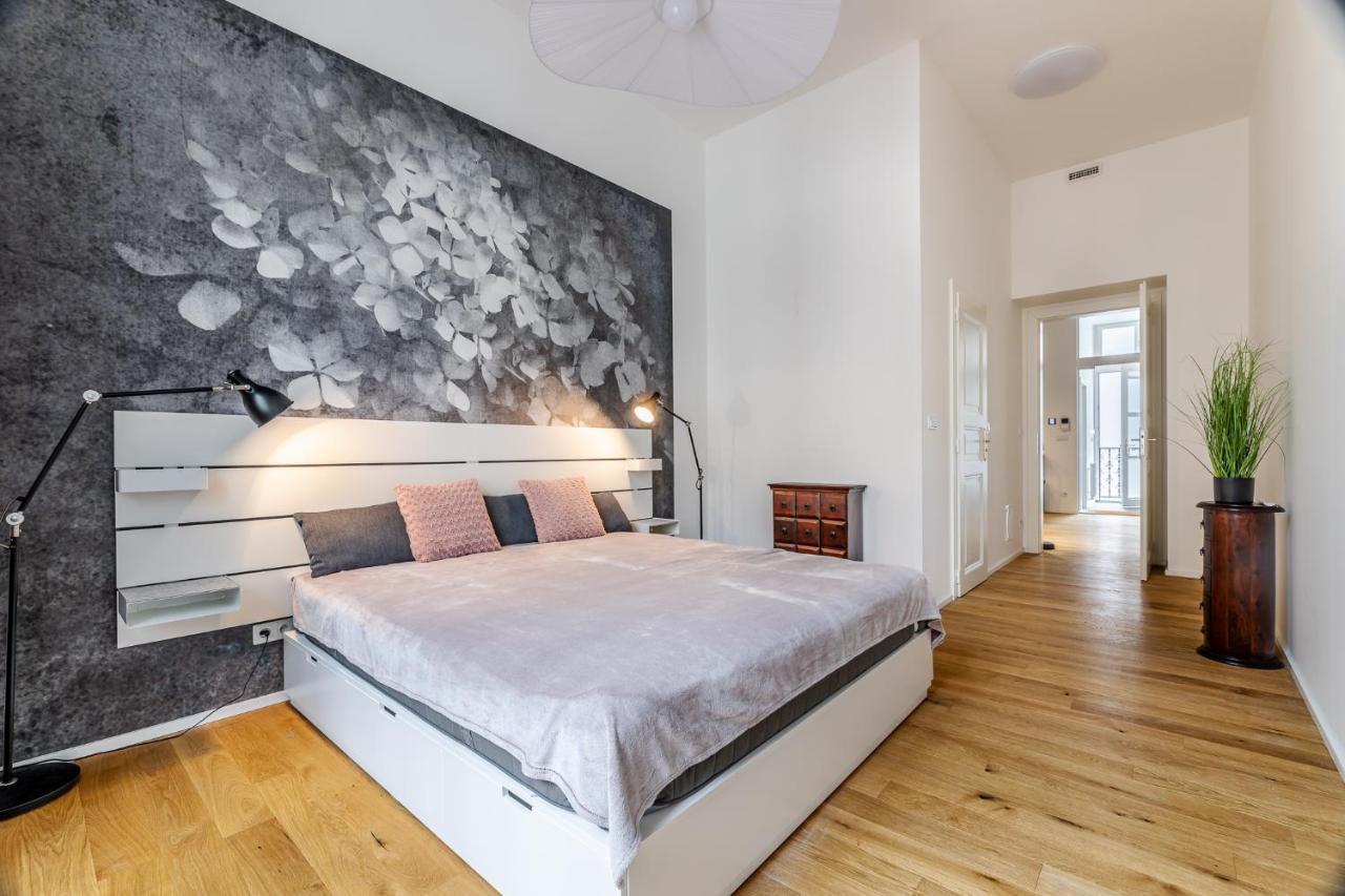 Elegant Apartments Located In The Centre Of פראג מראה חיצוני תמונה